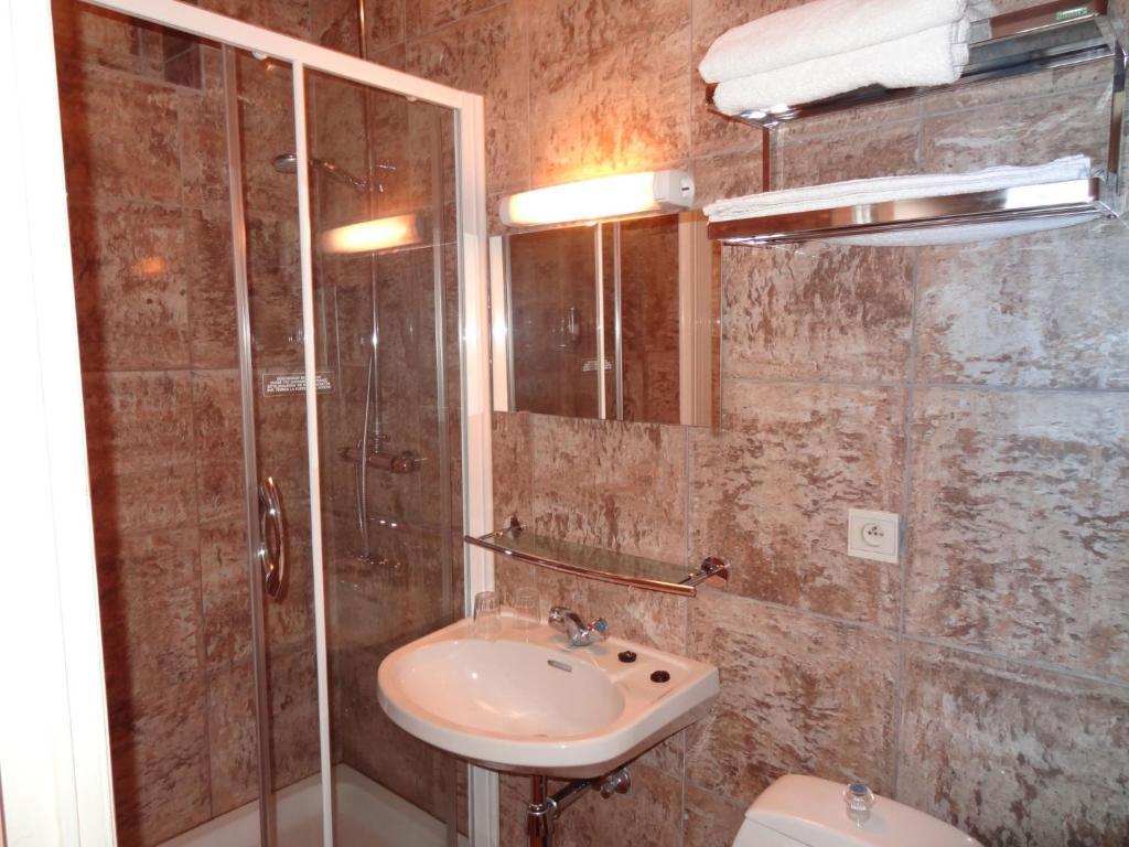 Logies Ocelot Hotell Oostende Rum bild